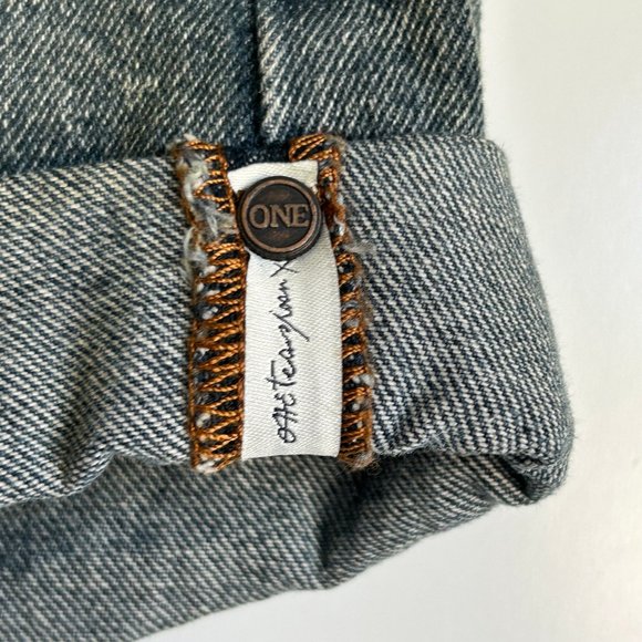 NWT One Teaspoon Bandits Jean Shorts Size 32  Memphis Distressed Mid Waist - Picture 5 of 14